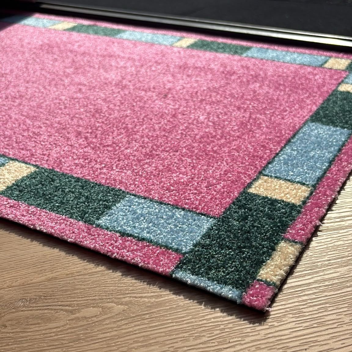 Retro Chic Pink